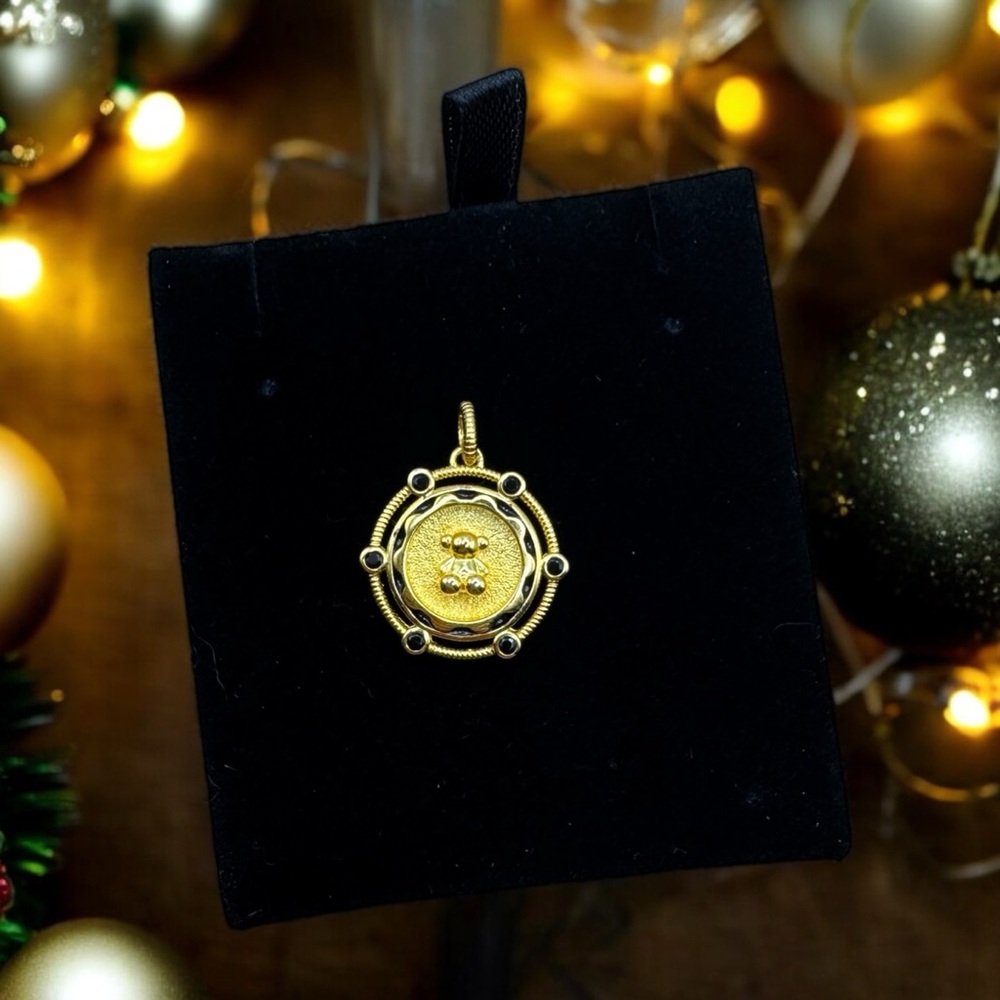 Used Gold Circular Pendant 925